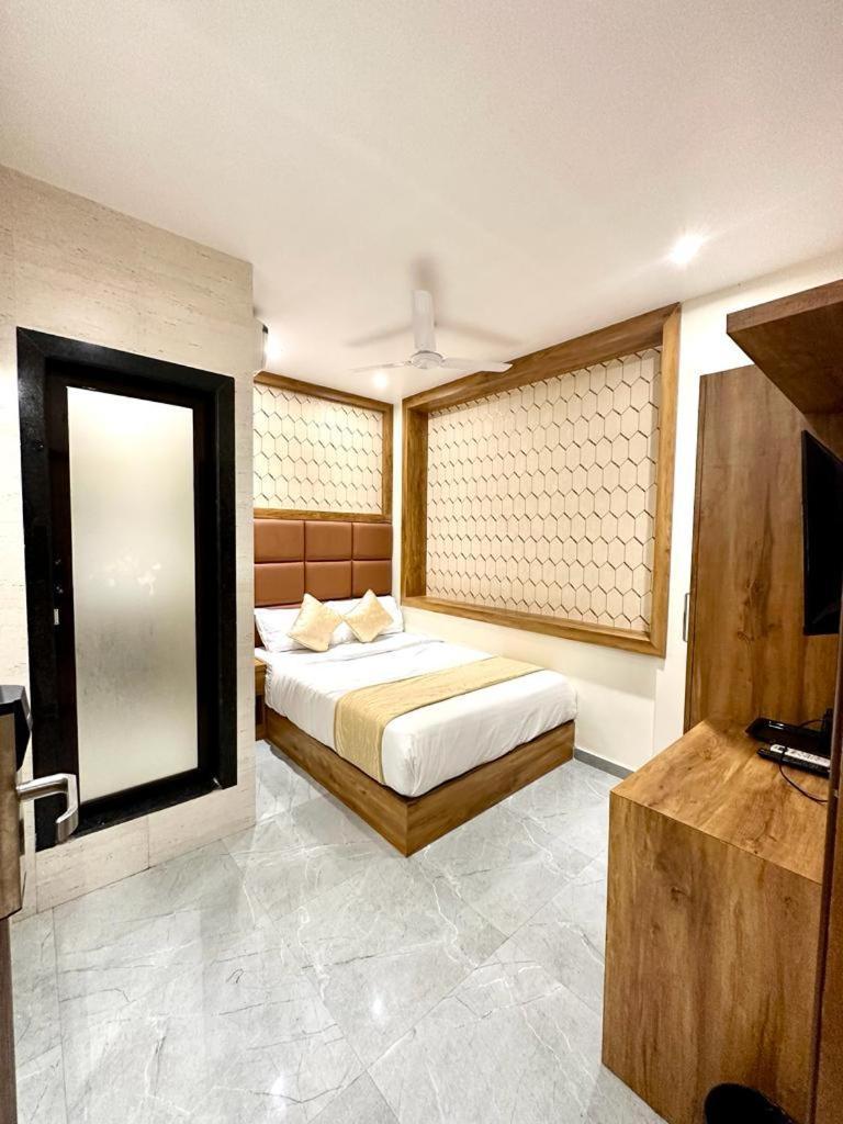 Bkc Prime Near Trade Centre Us Embassy, Mumbai